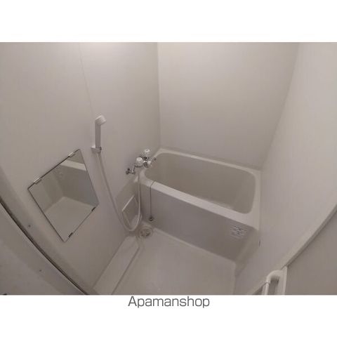 ビーウエストの内装写真