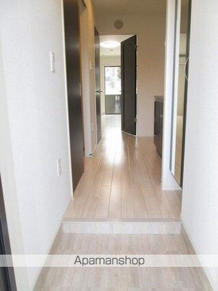 愛媛県四国中央市中曽根町[1K/30.87m2]の玄関