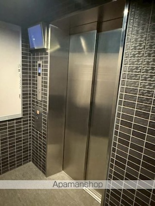 東京都墨田区亀沢３丁目[1DK/28.29m2]のエントランス1