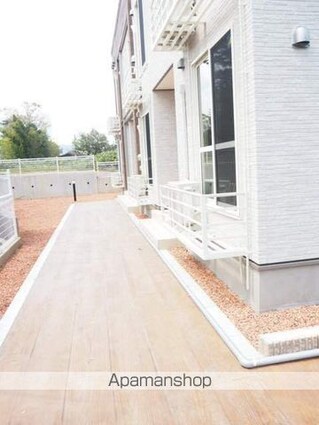 新潟県上越市東城町３丁目[1LDK/50.03m2]のエントランス