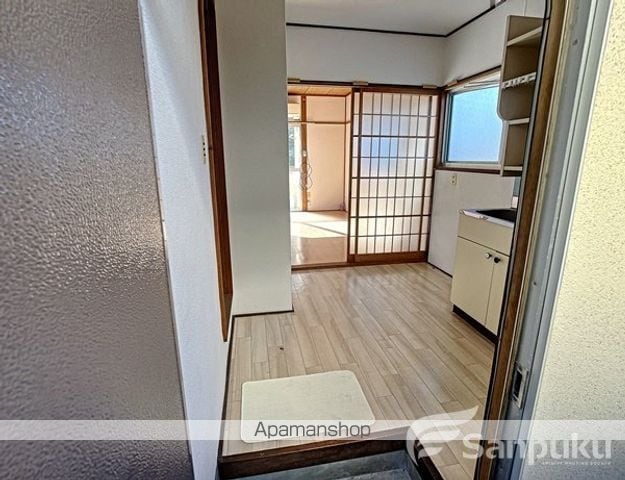 ハイツ中道後の内装写真