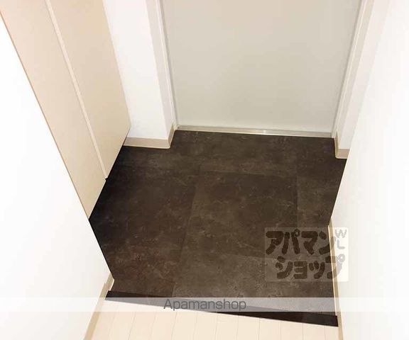 下京区朱雀北ノ口町マンションの内装写真