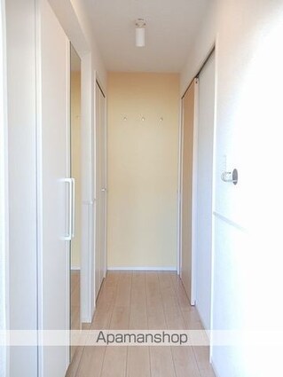 東京都八王子市大楽寺町[1LDK/48.35m2]の玄関