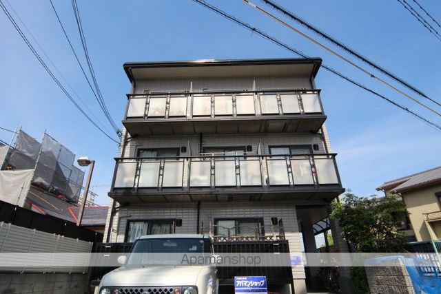 エスカーラ蛍池の外観写真