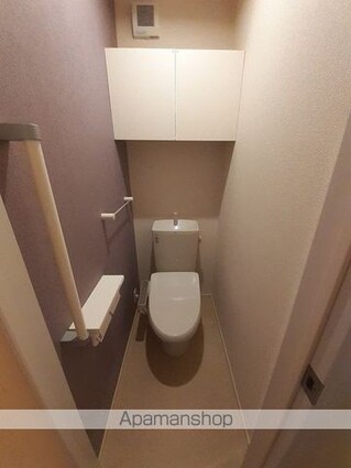 愛媛県新居浜市中村松木１丁目[1R/32.94m2]のトイレ