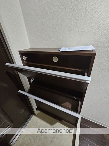 登戸ビルの内装写真