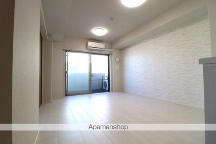 Ｓｈａｌｌｏｗ　Ｇａｒｄｅｎ　Ａ棟[2LDK/64.5m2]のリビング・居間