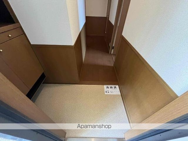 WOHNUNGの内装写真