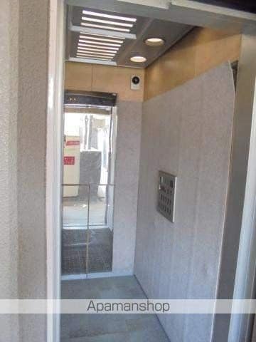 シャトー弁天弐番館の外観写真