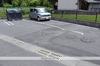 メゾン・エスポワール　Ａ[2LDK/50.27m2]の駐車場