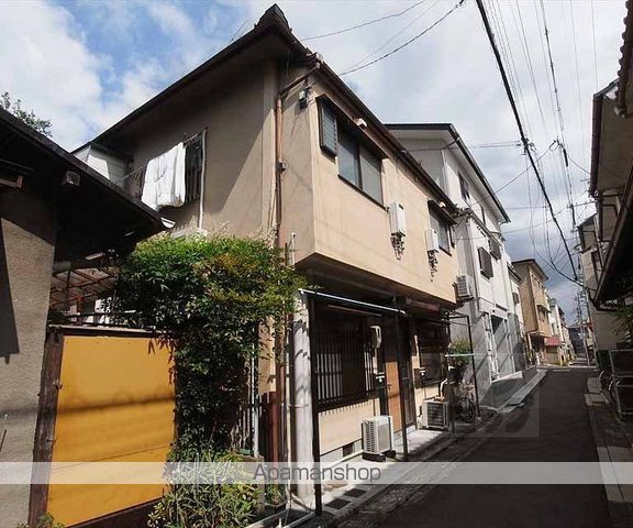 伊勢川ハイツの外観写真