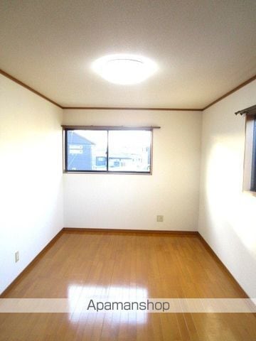 リバートゥルース大沢IIH棟の内装写真