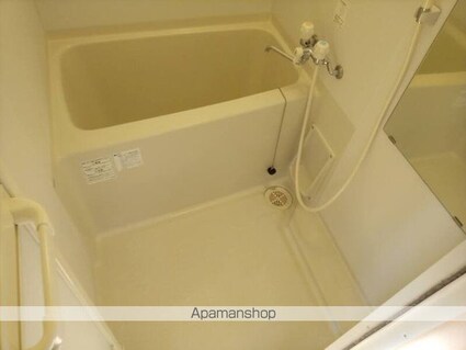 タスティ阪東橋[1R/20.7m2]のバス