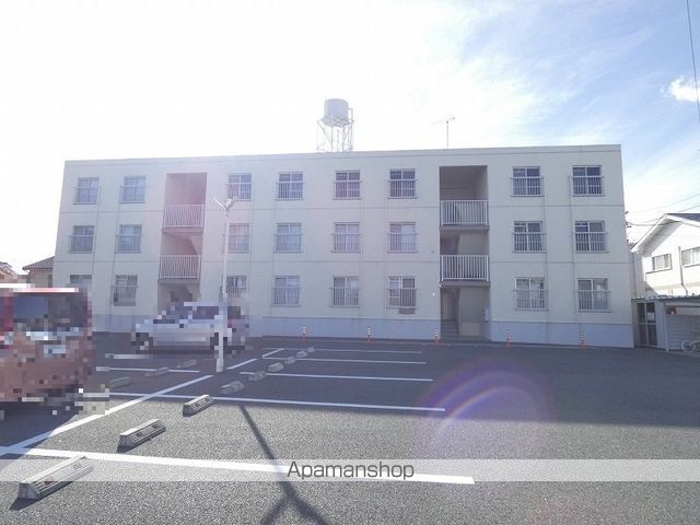 高台マンションの外観写真