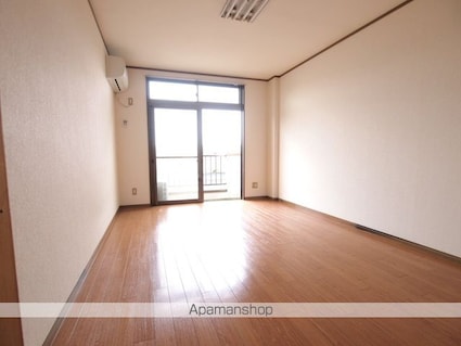 パークハイツ島内[1K/26m2]のリビング・居間