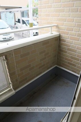 ポライトリー[1R/27.57m2]のバルコニー