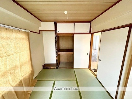 サンシャイン石山[2LDK/60m2]の収納