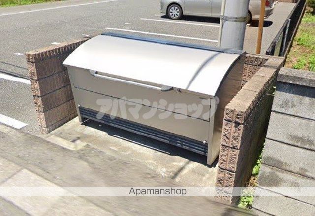 パルファムローズの玄関写真
