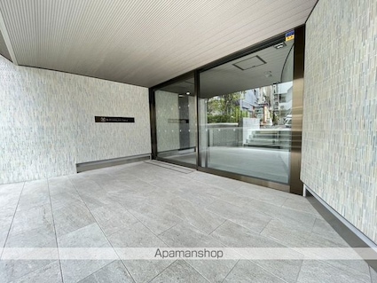 ザ・パークハビオＳＯＨＯ祐天寺[3LDK/67.89m2]のエントランス2