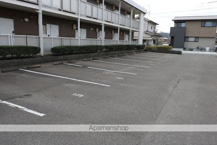 レオパレス海幸Ⅱ[1K/26.49m2]の駐車場2