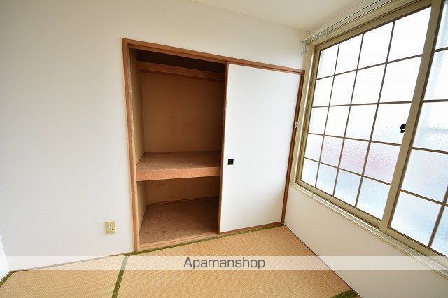 クリスタルハイツ栄町の内装写真