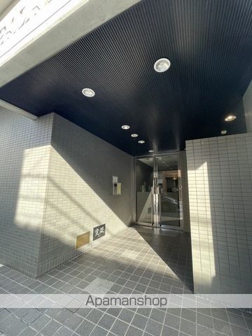 PALAZZO WAKOの玄関写真