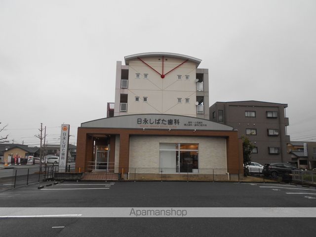 グローリークラウンの周辺写真