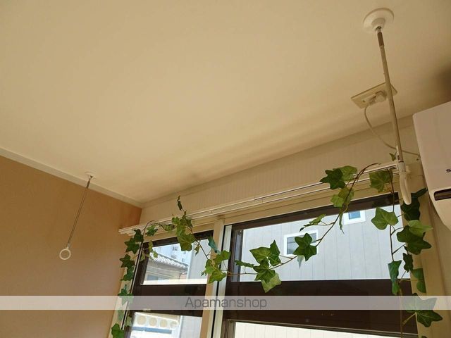 ミッテ連坊の内装写真