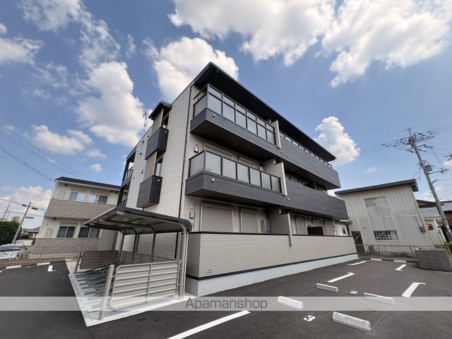 京阪本線 牧野駅 徒歩4分 3階建 築1年の外観写真