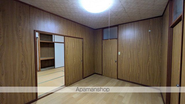 東広島市 1階建 築54年の内装写真
