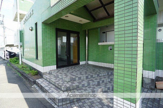 ステラハウスの玄関写真
