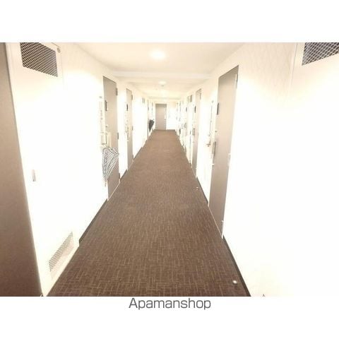 SIDE ONEの内装写真