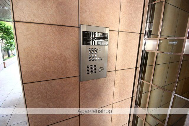 エムロード福島の玄関写真
