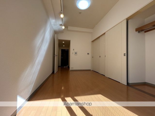 ドゥーエESAKAIの内装写真