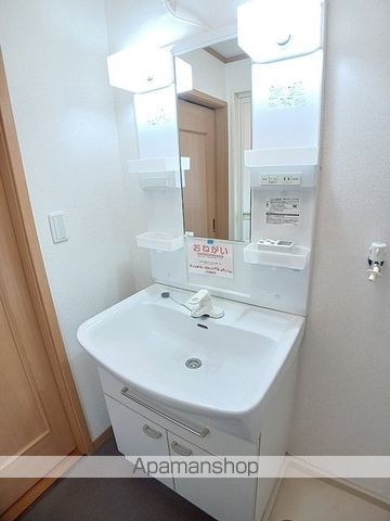 メゾン・ポポラーレBの内装写真