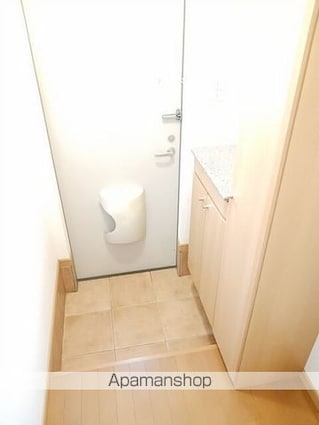 カーサフィオーレＢ[2LDK/57.02m2]の玄関