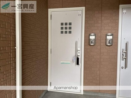 ハーミテージ　Ｃ棟[2LDK/61.6m2]のエントランス