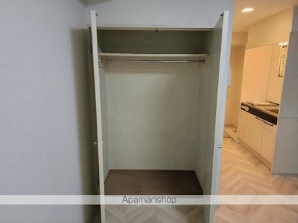 メゾンドペルル[1R/19.27m2]の収納