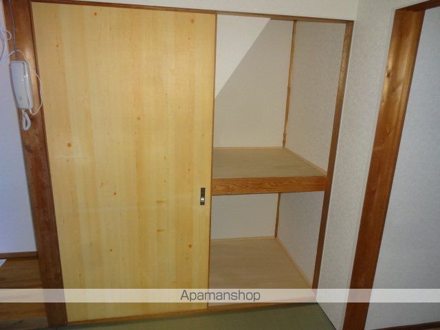 石津東町戸建の内装写真
