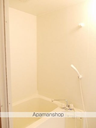 アパートメントくり[3LDK/65.57m2]のバス