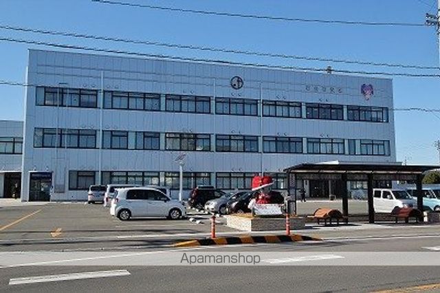 ヴェル ドゥーラ IIIの周辺写真