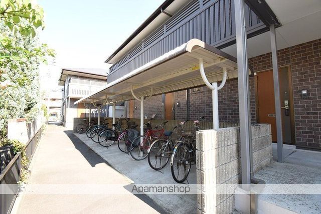 リビングタウン伏石 B棟の内装写真