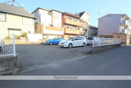 メゾン梓[3LDK/73.86m2]の駐車場