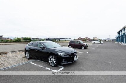 Ｉ・セレブ香川町Ａ・Ｂ[2LDK/62.89m2]の共用部2