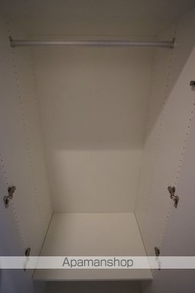 ザ・パークハビオ新宿[1K/25.12m2]の収納