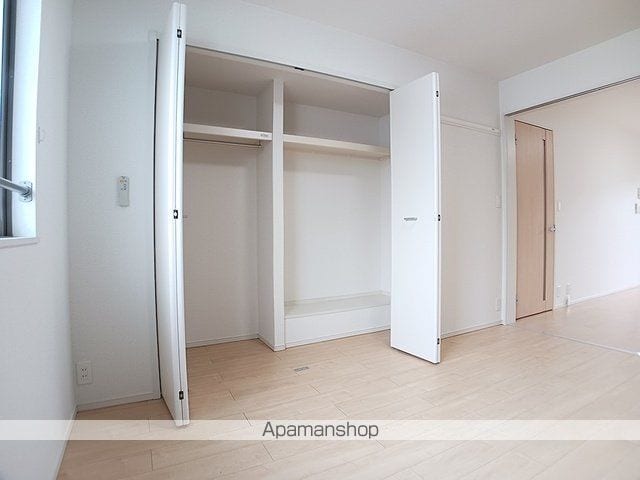 オリーブNJの内装写真