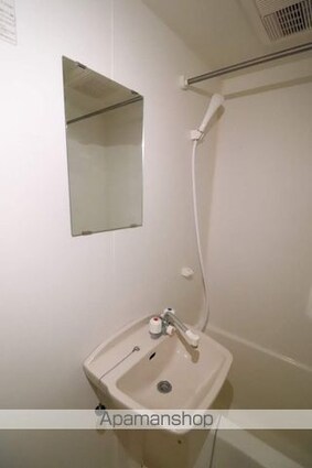 レオパレスベガⅢ[1K/22.35m2]の洗面所