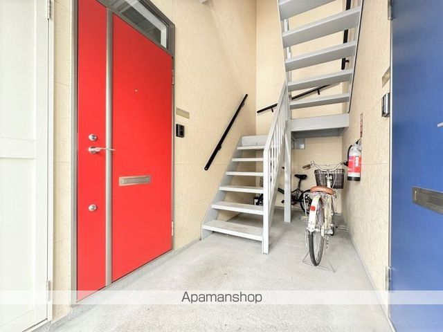 メゾンAの玄関写真