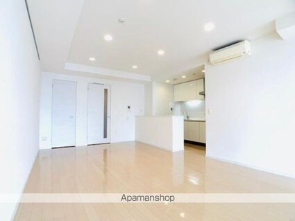 Ｂｒｉｌｌｉａ　ｉｓｔ　三軒茶屋　アイビーテラス[2LDK/69.75m2]のリビング・居間2