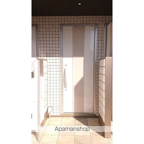 【調布市国領町のアパートの写真】